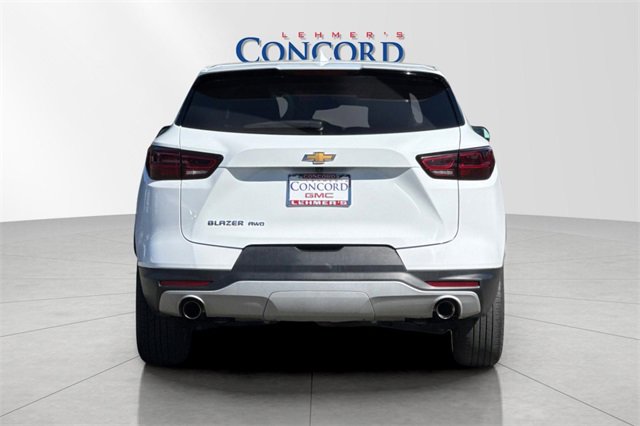 Used 2025 Chevrolet Blazer LT image 5