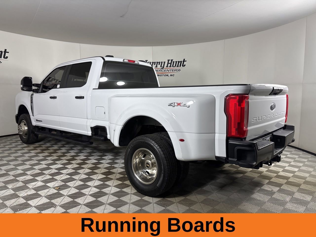 Used 2024 Ford F350 XL image 9