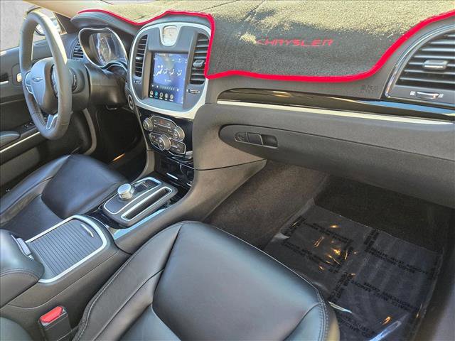 Used 2023 Chrysler 300 Touring L image 20