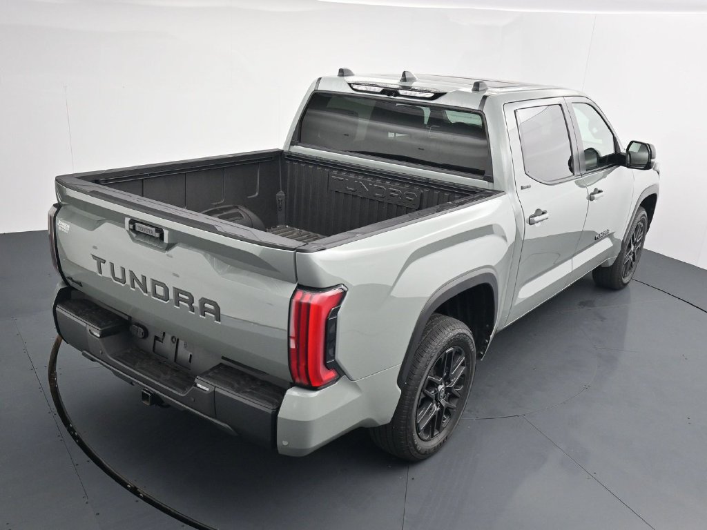 Used 2026 Toyota Tundra Limited AWD/4WD image 15