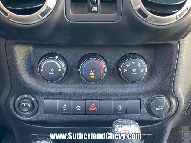 Used 2016 Jeep Wrangler Unlimited Sahara AWD/4WD image 26