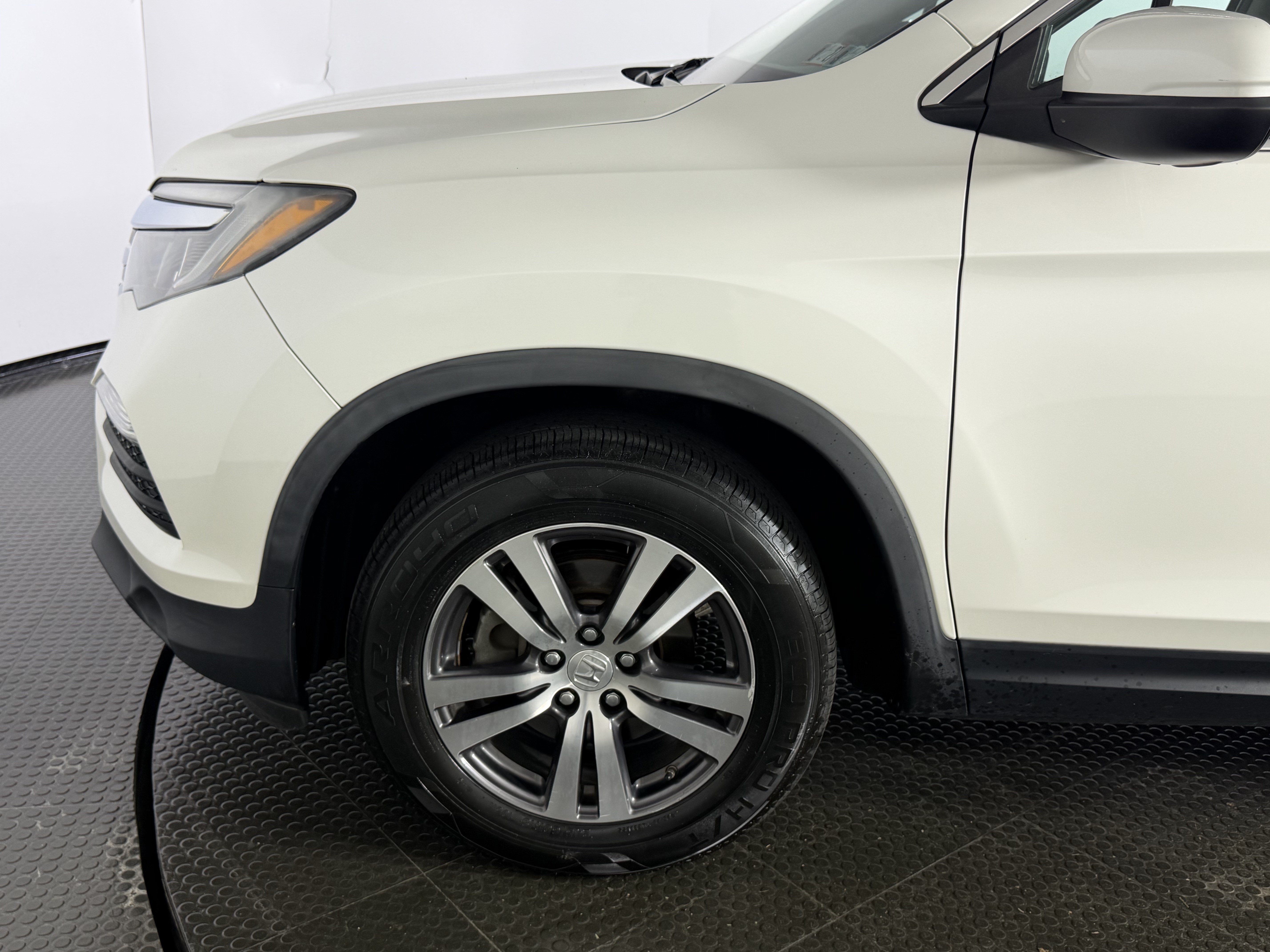 Used 2018 Honda Pilot EX-L image 8