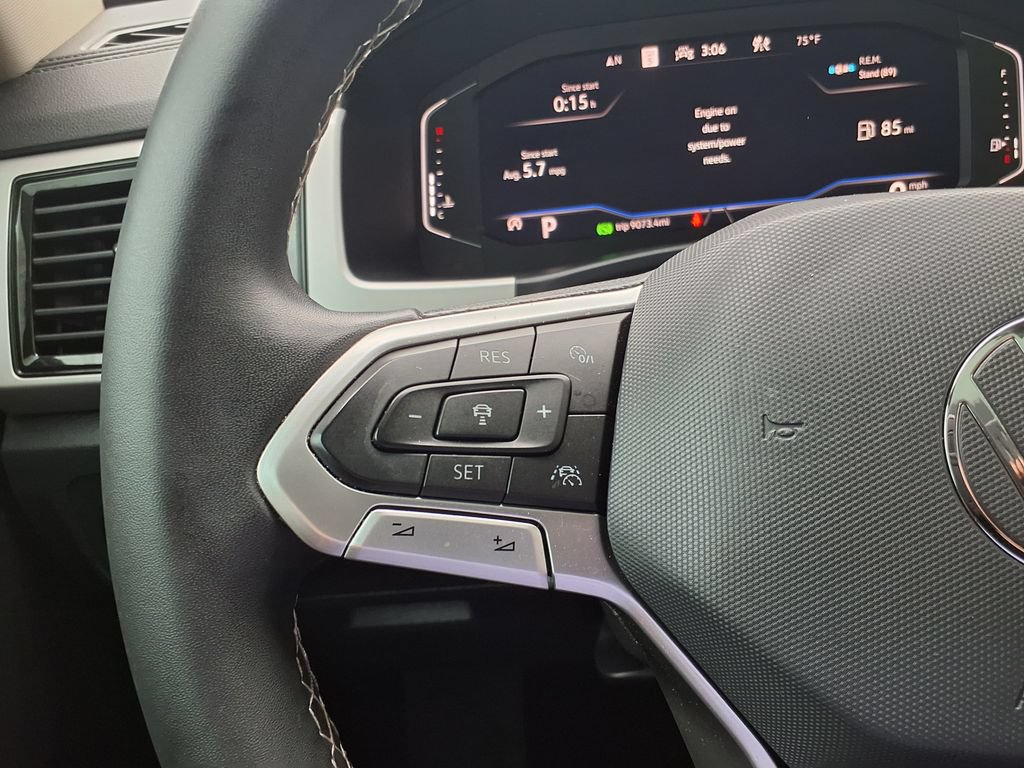 Used 2022 Volkswagen Atlas SEL AWD/4WD image 24