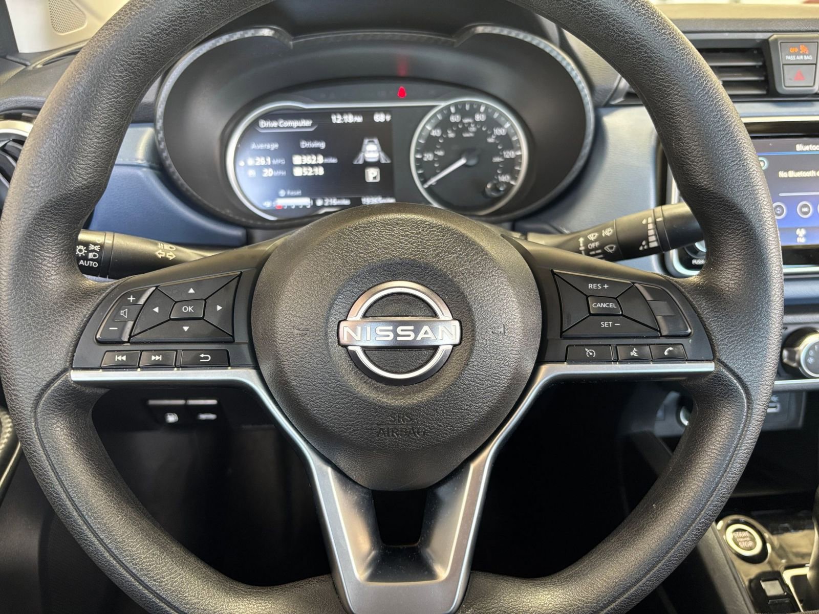 Used 2025 Nissan Versa SV FWD image 25