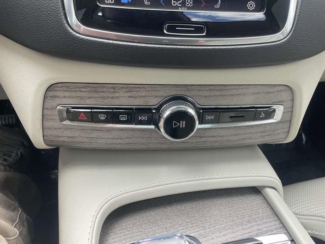 Used 2023 Volvo XC90 B6 Ultimate w/ Protection Package image 27