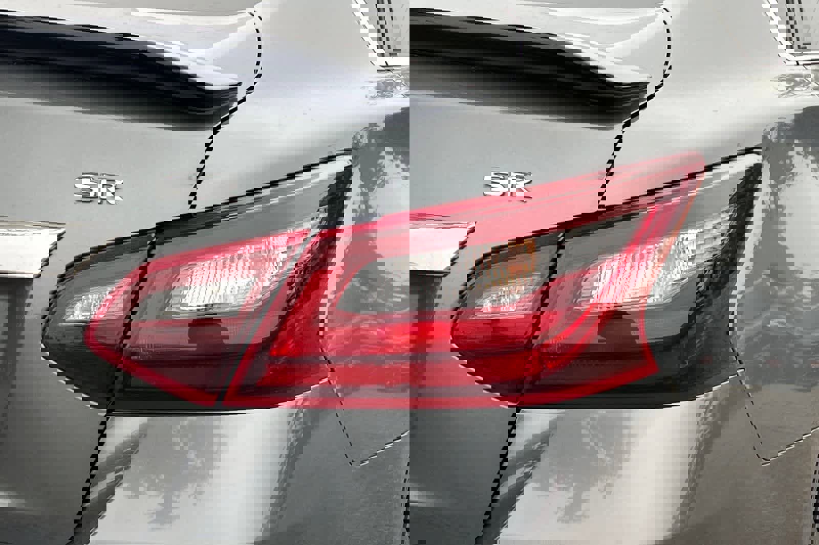 Used 2017 Nissan Altima 2.5 SR w/ Midnight Edition Package image 15