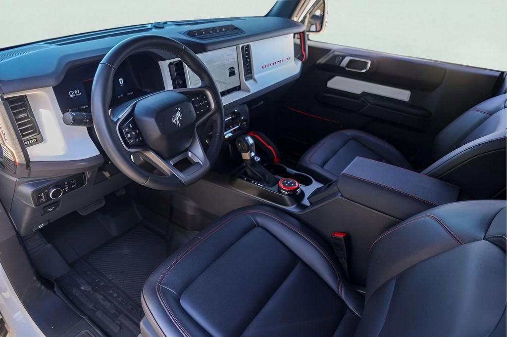 Used 2025 Ford Bronco Stroppe Edition AWD/4WD image 13