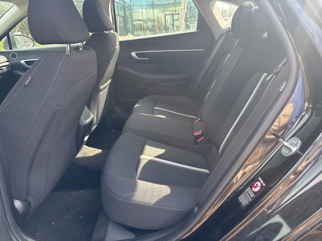 Used 2022 Hyundai Sonata SE w/ Cargo Package image 7