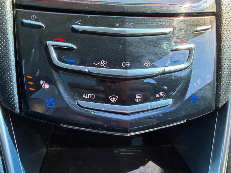 Used 2015 Cadillac XTS Luxury image 24