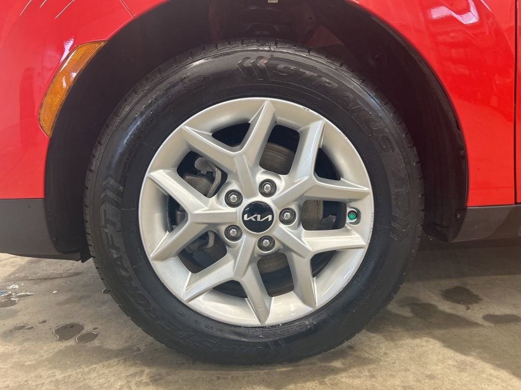 Certified 2023 Kia Soul LX w/ LX Technology Package image 25