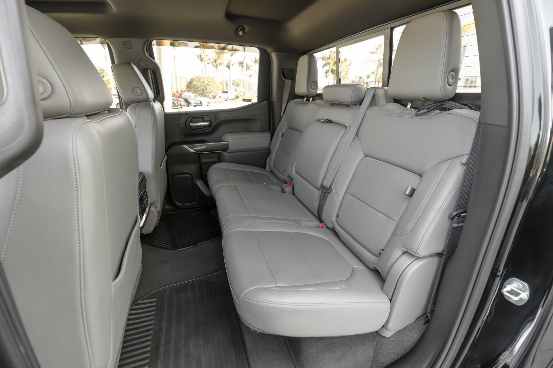 Used 2021 Chevrolet Silverado 1500 LTZ image 34