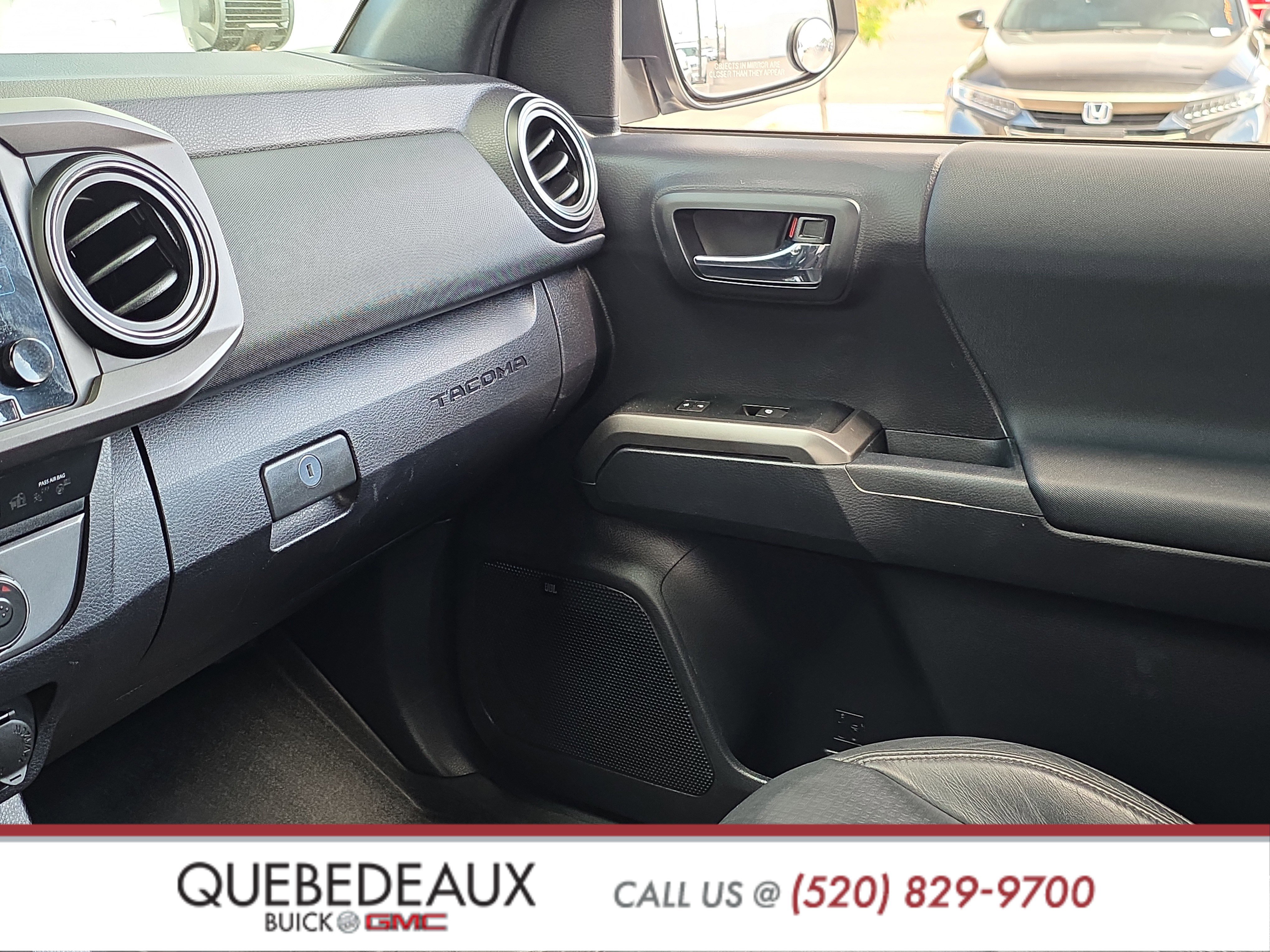 Used 2019 Toyota Tacoma TRD Off-Road AWD/4WD image 28