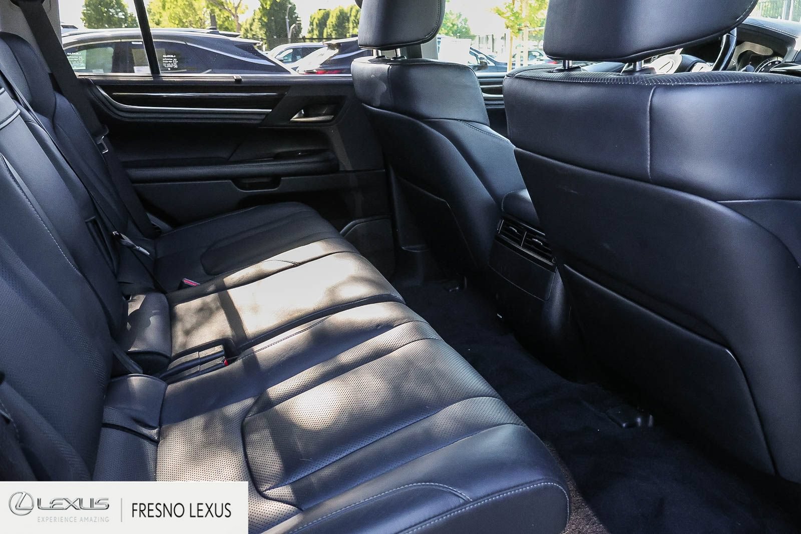 Used 2018 Lexus LX 570 4WD image 13