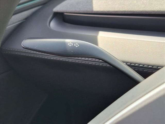 Used 2026 Tesla Model Y 2WD image 13