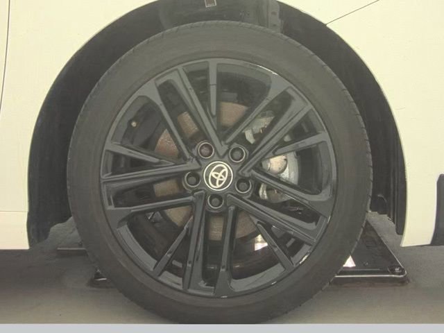 Used 2025 Toyota Camry SE FWD image 19