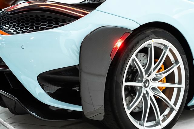 Used 2022 McLaren 765LT RWD image 21