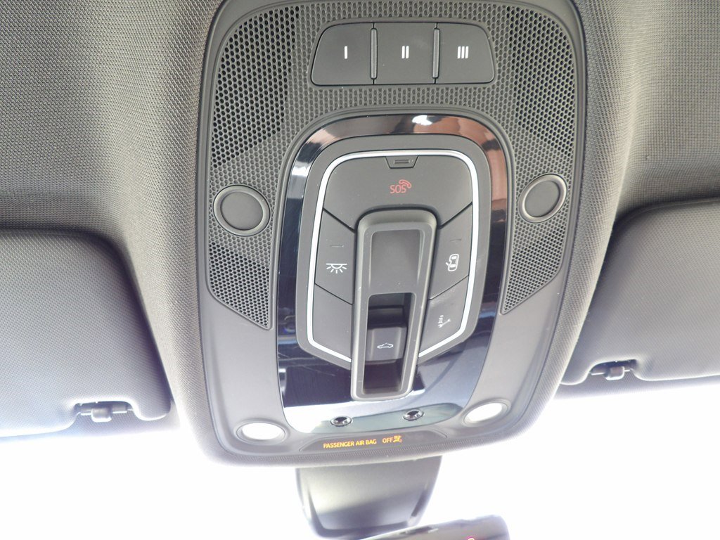 Used 2017 Audi A4 2.0T Prestige image 31