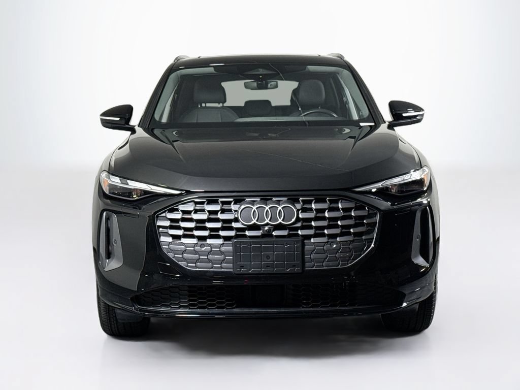 Used 2025 Audi Q5 Premium w/ Convenience Package