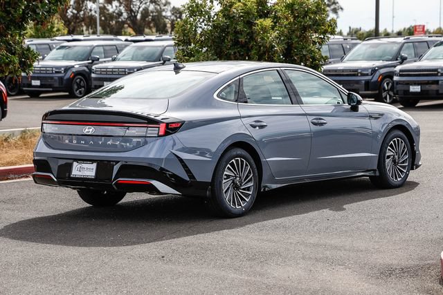 New 2026 Hyundai Sonata SEL FWD image 5