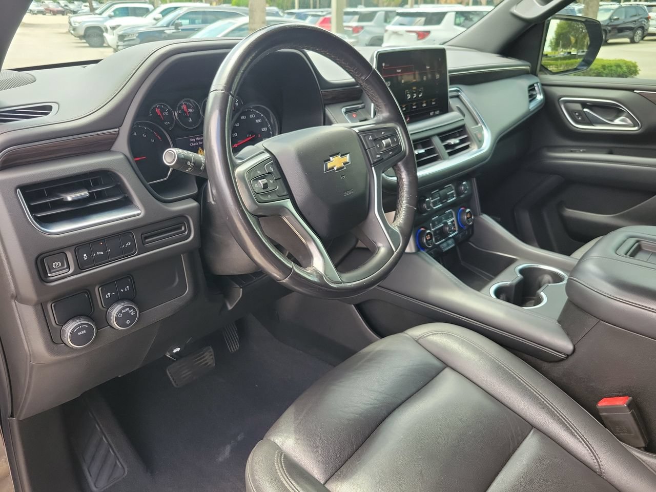 Used 2021 Chevrolet Tahoe LT w/ Rear Media and Nav Package RWD image 16