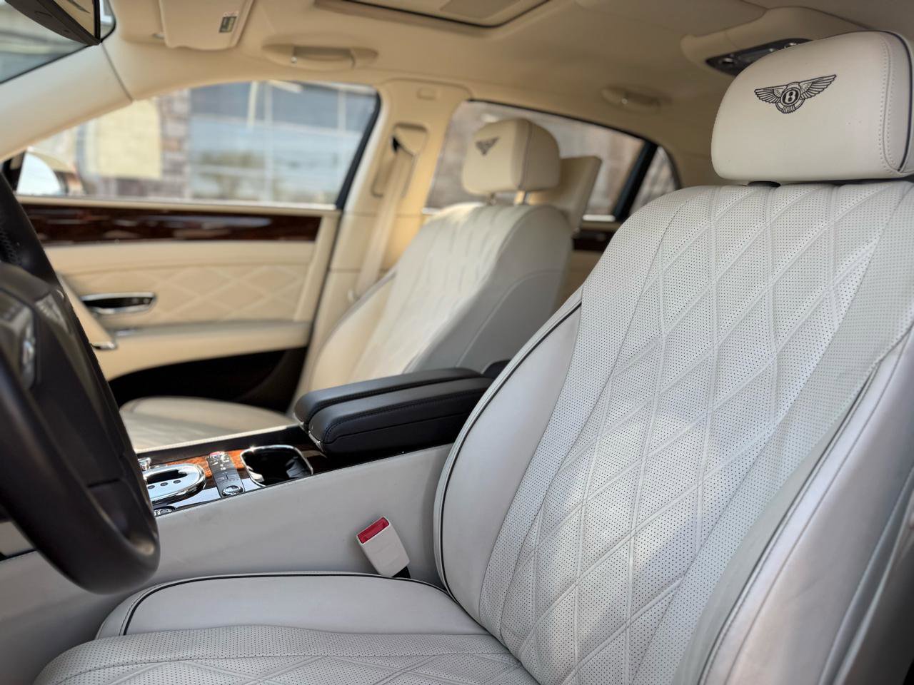 Used 2014 Bentley Flying Spur W12 AWD/4WD image 16