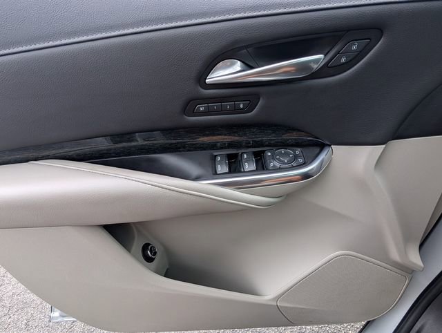 Used 2022 Cadillac XT4 Premium Luxury w/ Enhanced Visibility Package image 45