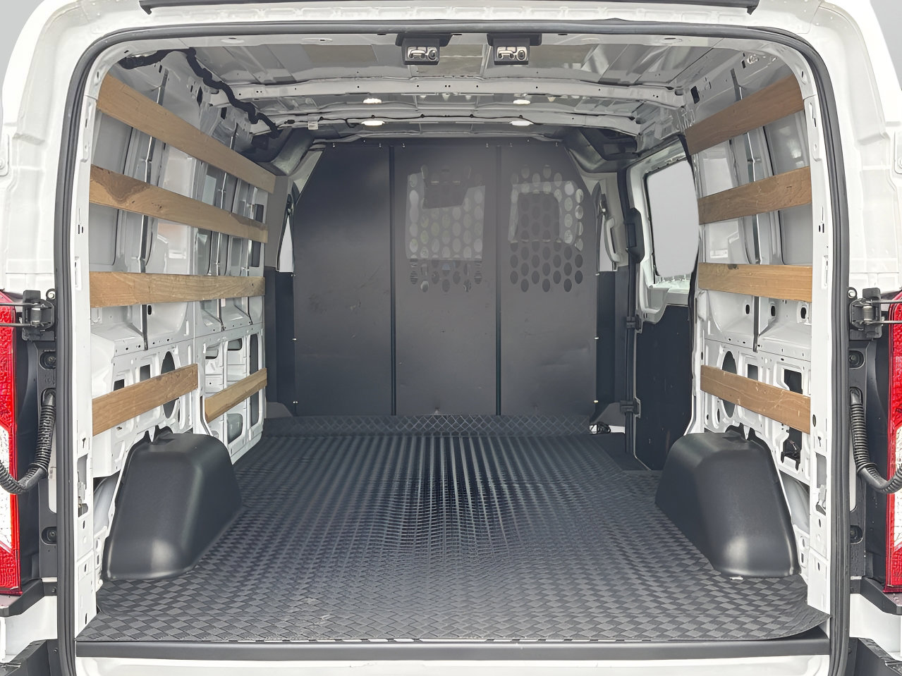 Used 2025 Ford Transit 250 Low Roof w/ Exterior Upgrade Package RWD image 8