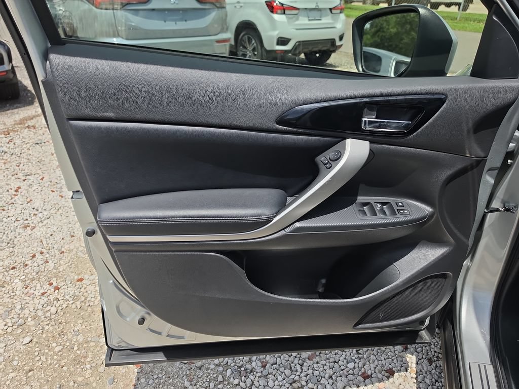 Used 2024 Mitsubishi Eclipse Cross SE AWD/4WD image 18