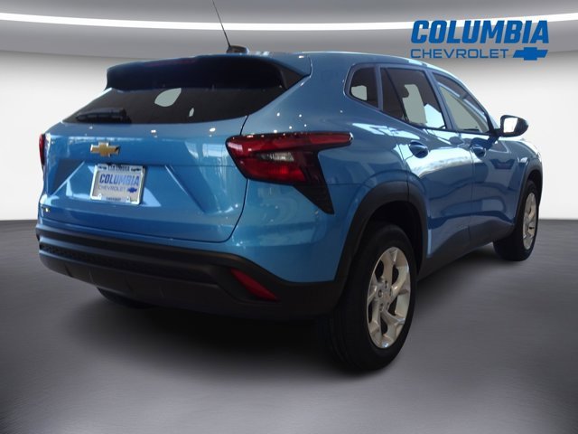 New 2026 Chevrolet Trax LS w/ LS Convenience Package image 2