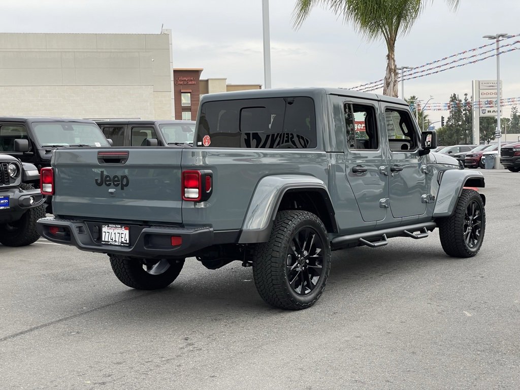 Certified 2025 Jeep Gladiator Sport image 7
