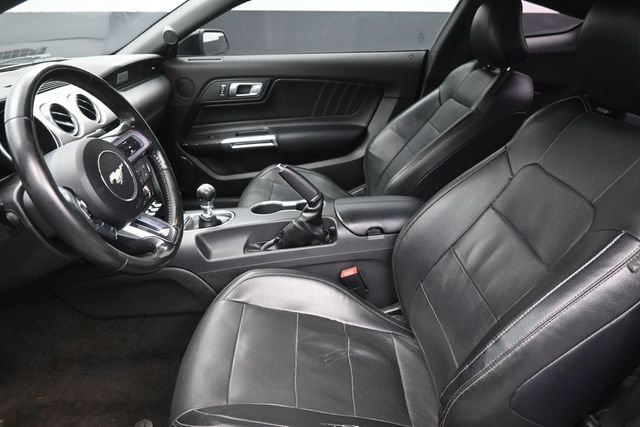 Used 2018 Ford Mustang GT Premium w/ Black Accent Package RWD image 17