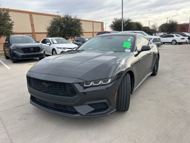 Used 2024 Ford Mustang Coupe image 6