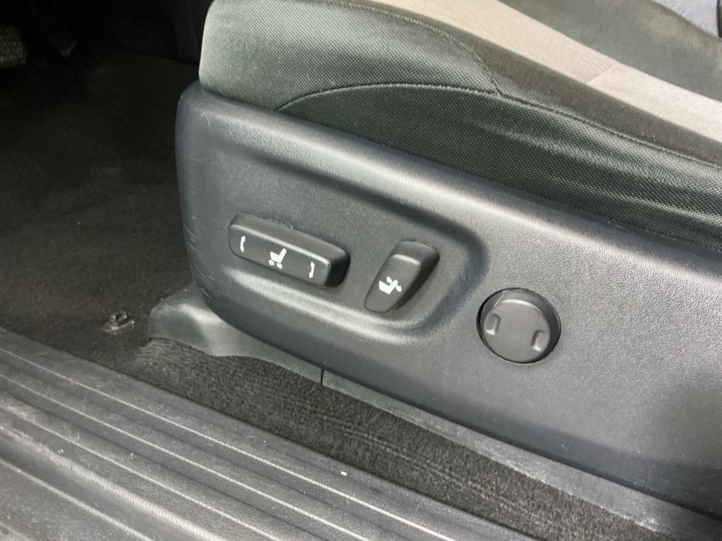 Used 2020 Toyota 4Runner SR5 RWD image 19