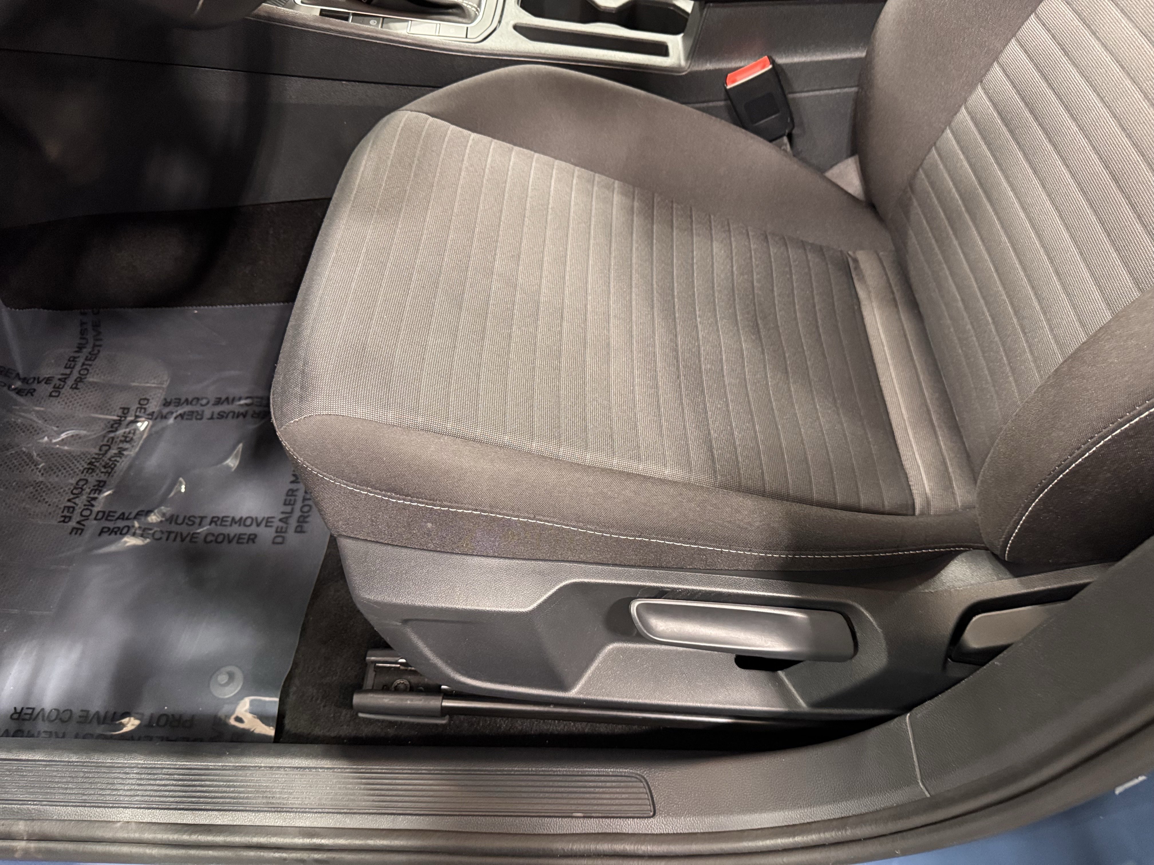 Used 2025 Volkswagen Jetta S image 17