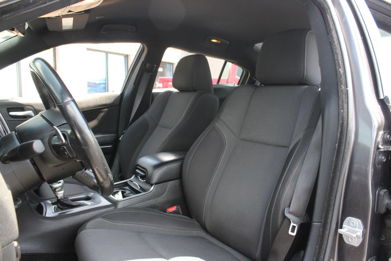 Used 2018 Dodge Charger R/T RWD image 16