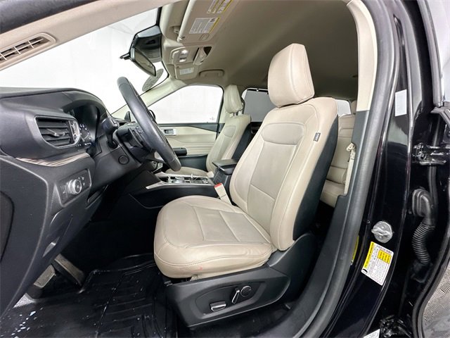 Used 2020 Ford Explorer Limited image 18