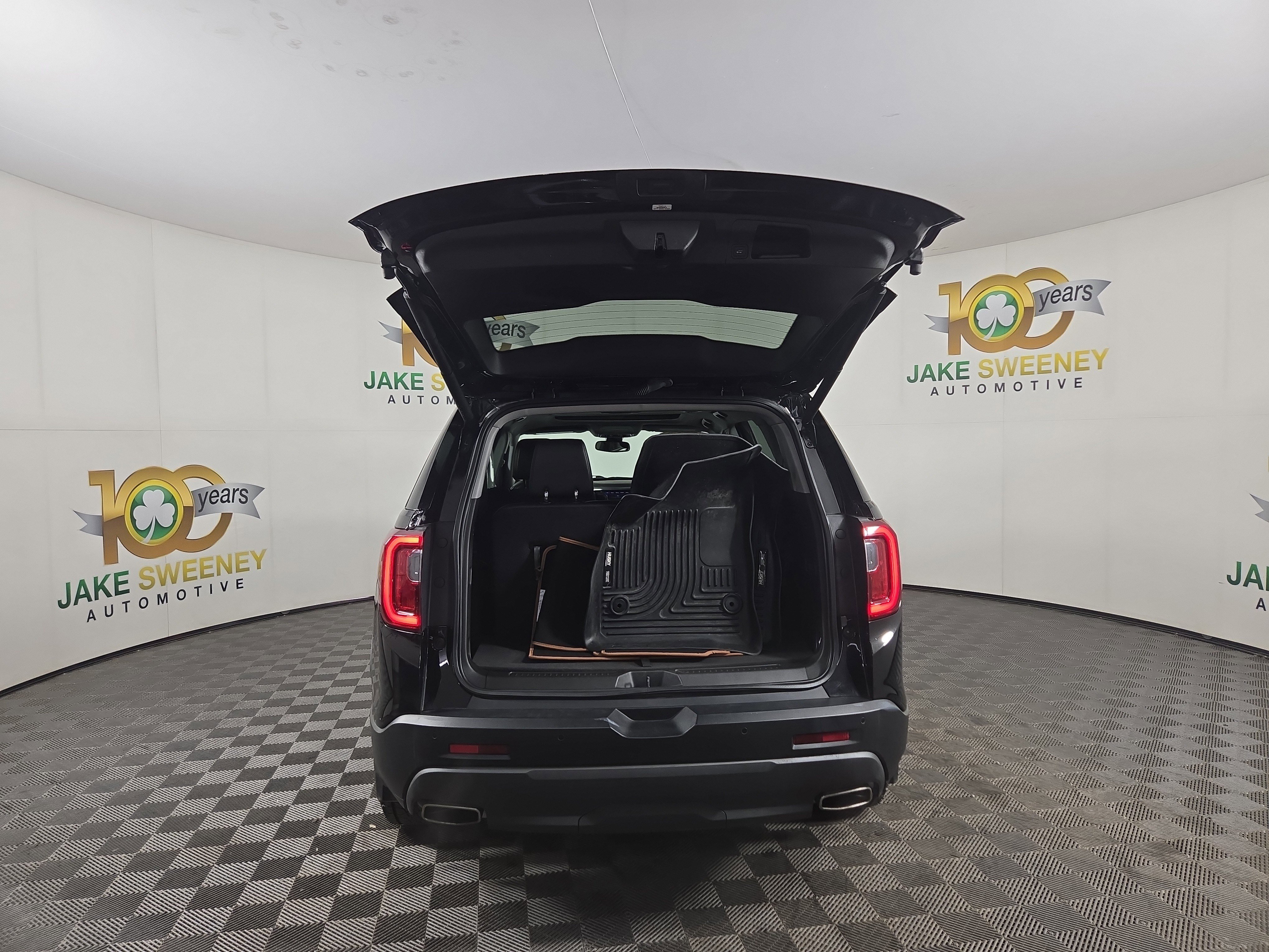 Used 2023 GMC Acadia AT4 w/ GMC Pro Grade Package image 35