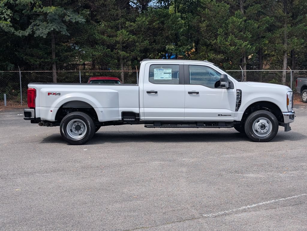 New 2026 Ford F350 XL AWD/4WD image 3