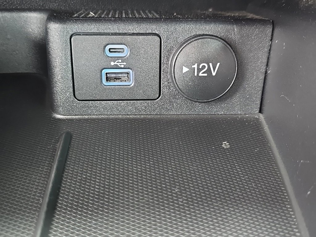 Used 2022 Ford Escape SEL image 21