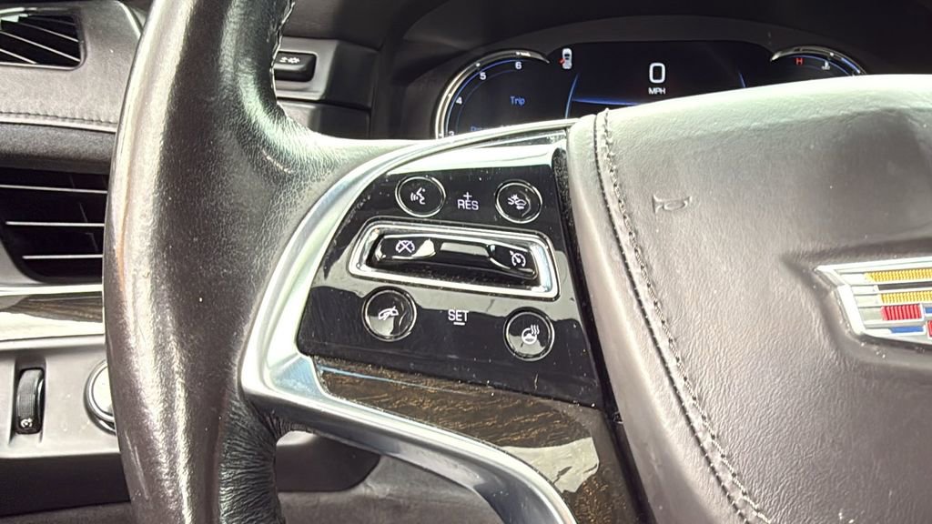 Used 2018 Cadillac Escalade ESV Platinum AWD/4WD image 34