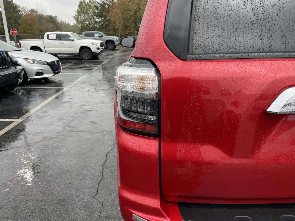 Used 2022 Toyota 4Runner Limited image 20