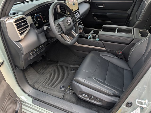 Used 2026 Toyota Tundra Limited AWD/4WD image 9