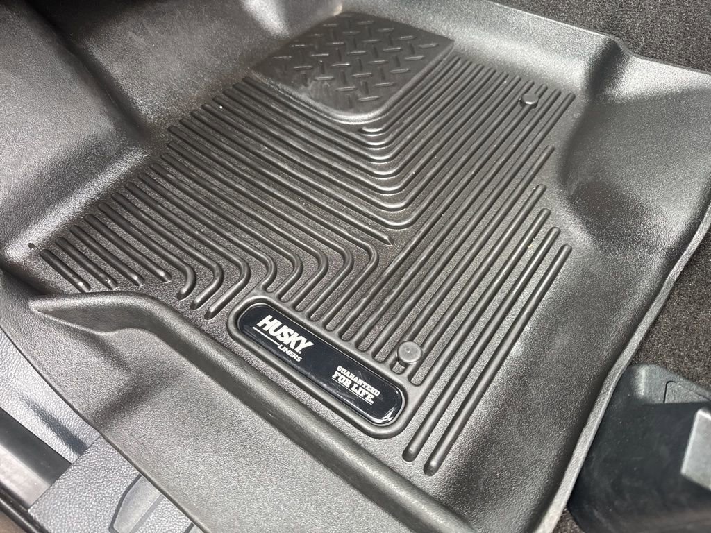 Used 2022 Ford F150 Lightning Lariat image 70