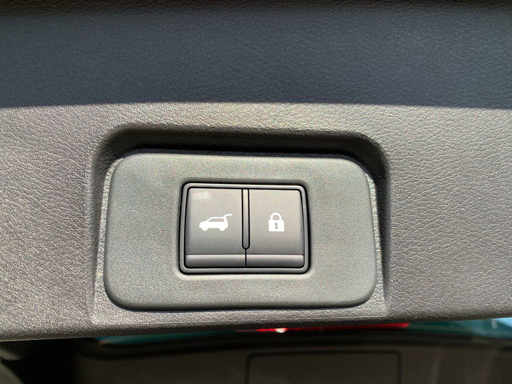 New 2026 Nissan Rogue SV FWD image 7