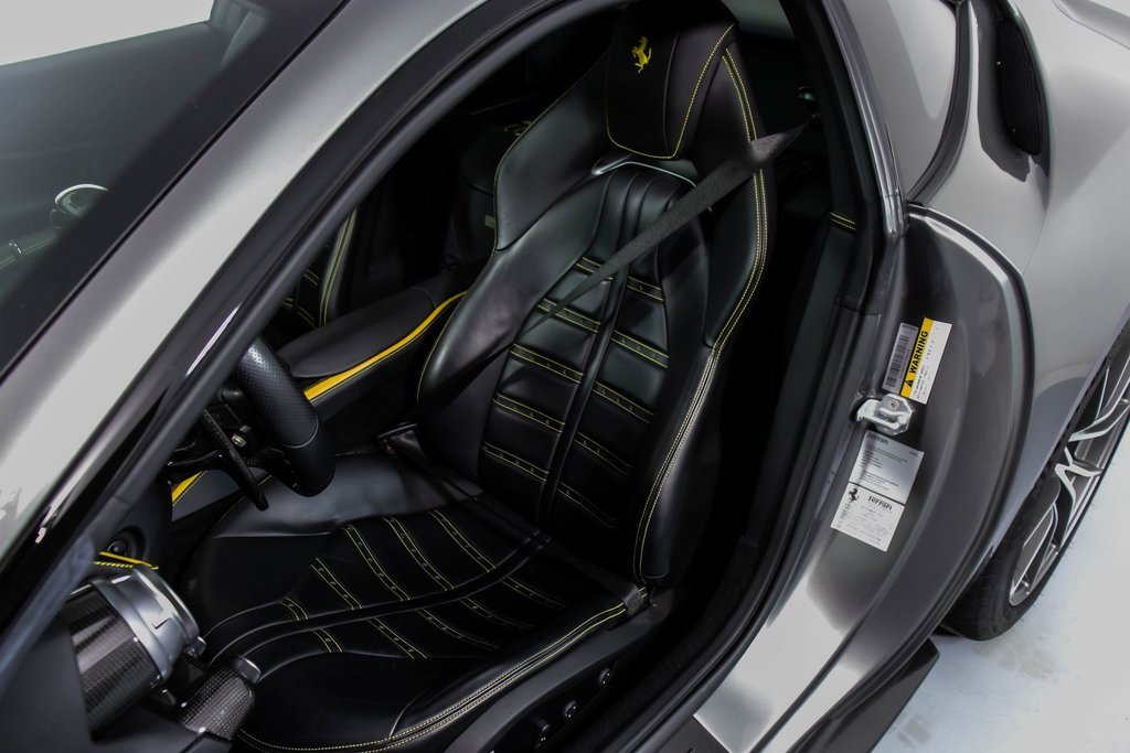 Certified 2020 Ferrari 812 Superfast image 6