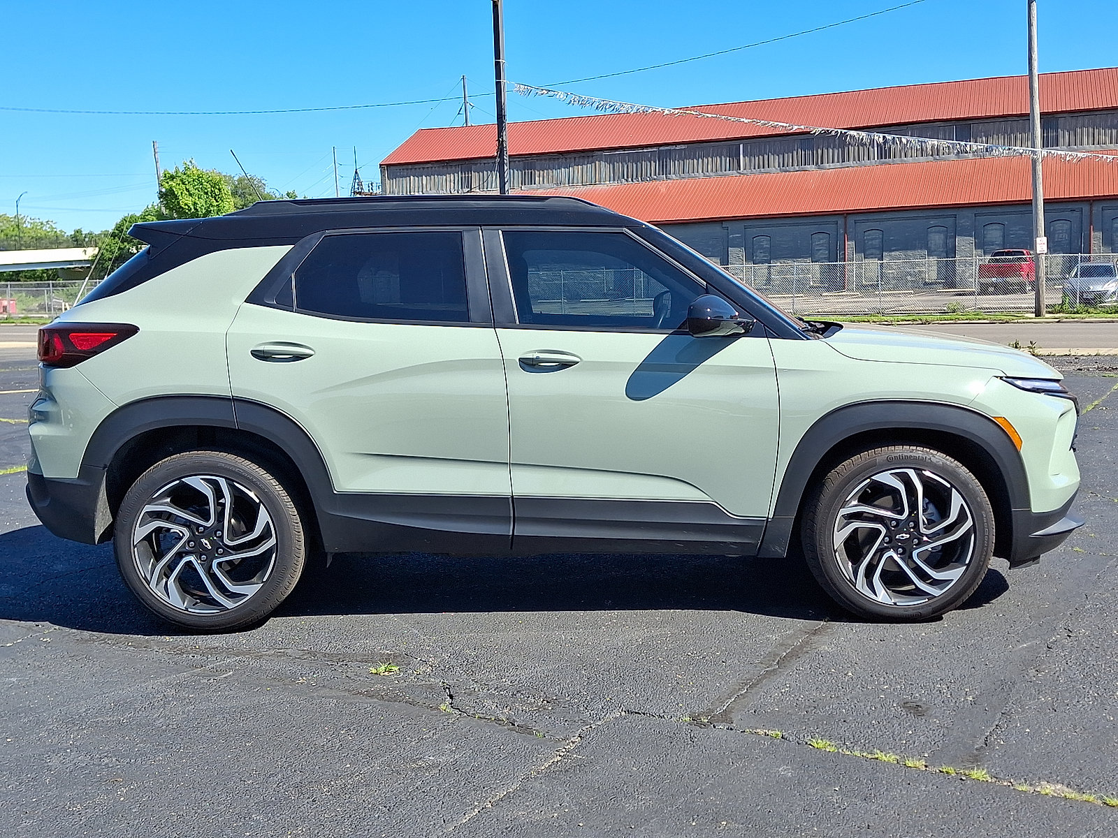 Used 2024 Chevrolet TrailBlazer RS w/ Driver Confidence Package FWD image 18