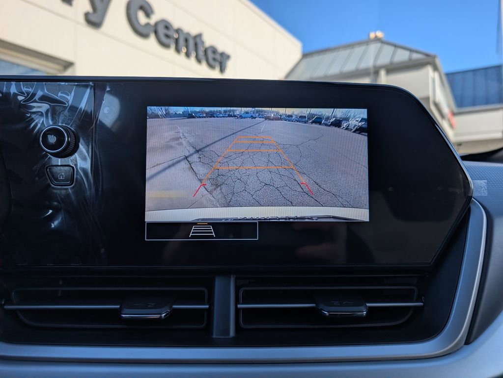 Used 2025 Chevrolet Trax RS w/ Driver Confidence Package image 25