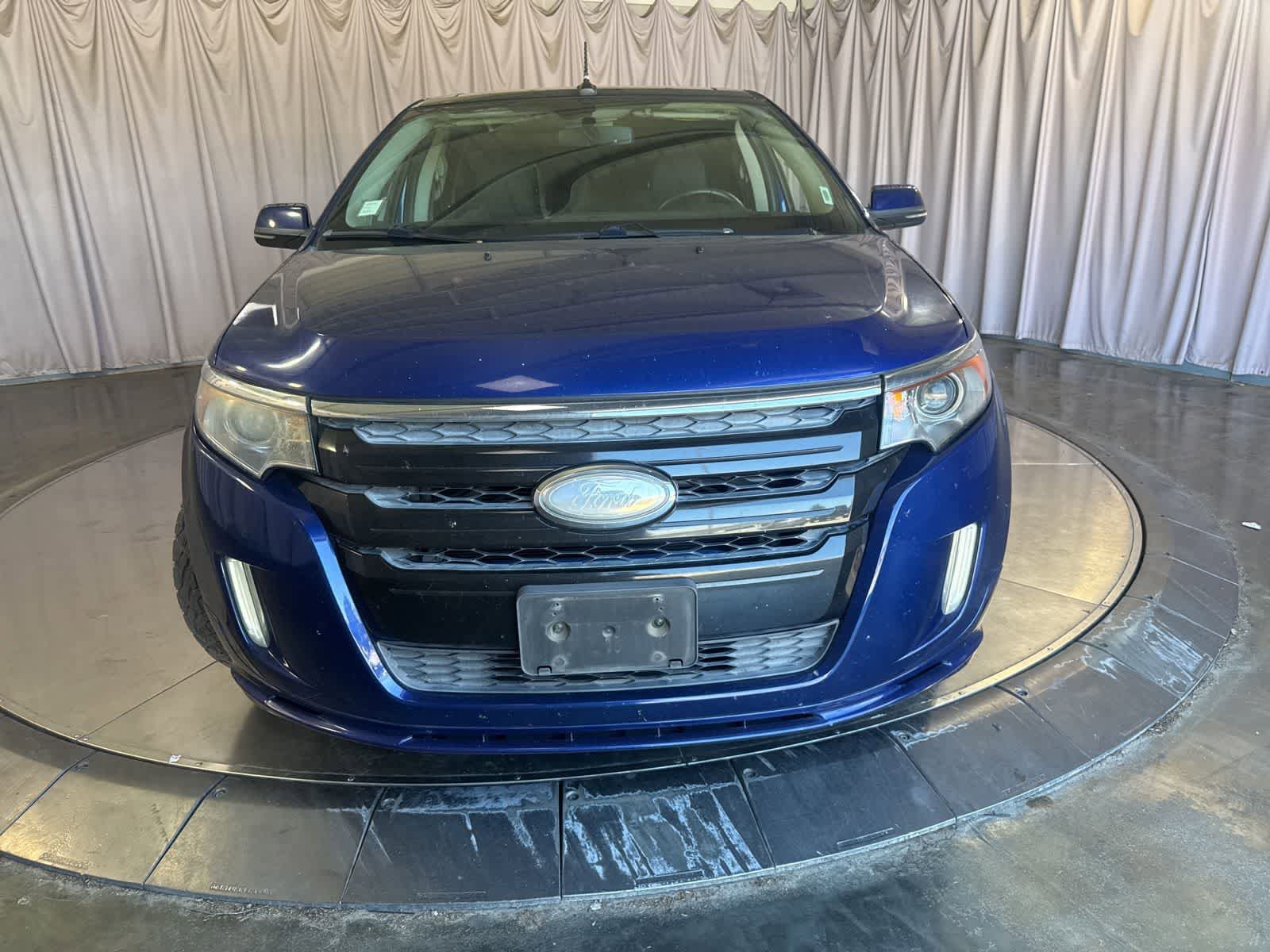 Used 2013 Ford Edge Sport w/ Driver Entry Pkg FWD image 2