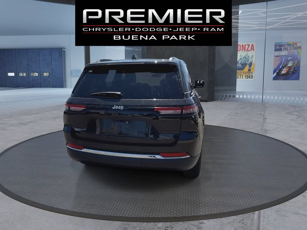 Used 2024 Jeep Grand Cherokee Limited 4xe AWD/4WD image 7