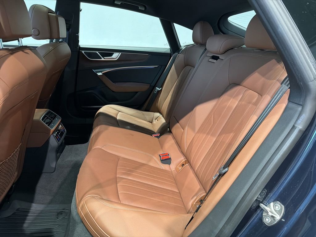 Used 2021 Audi A7 e Premium Plus w/ Black Optic Package AWD/4WD image 32